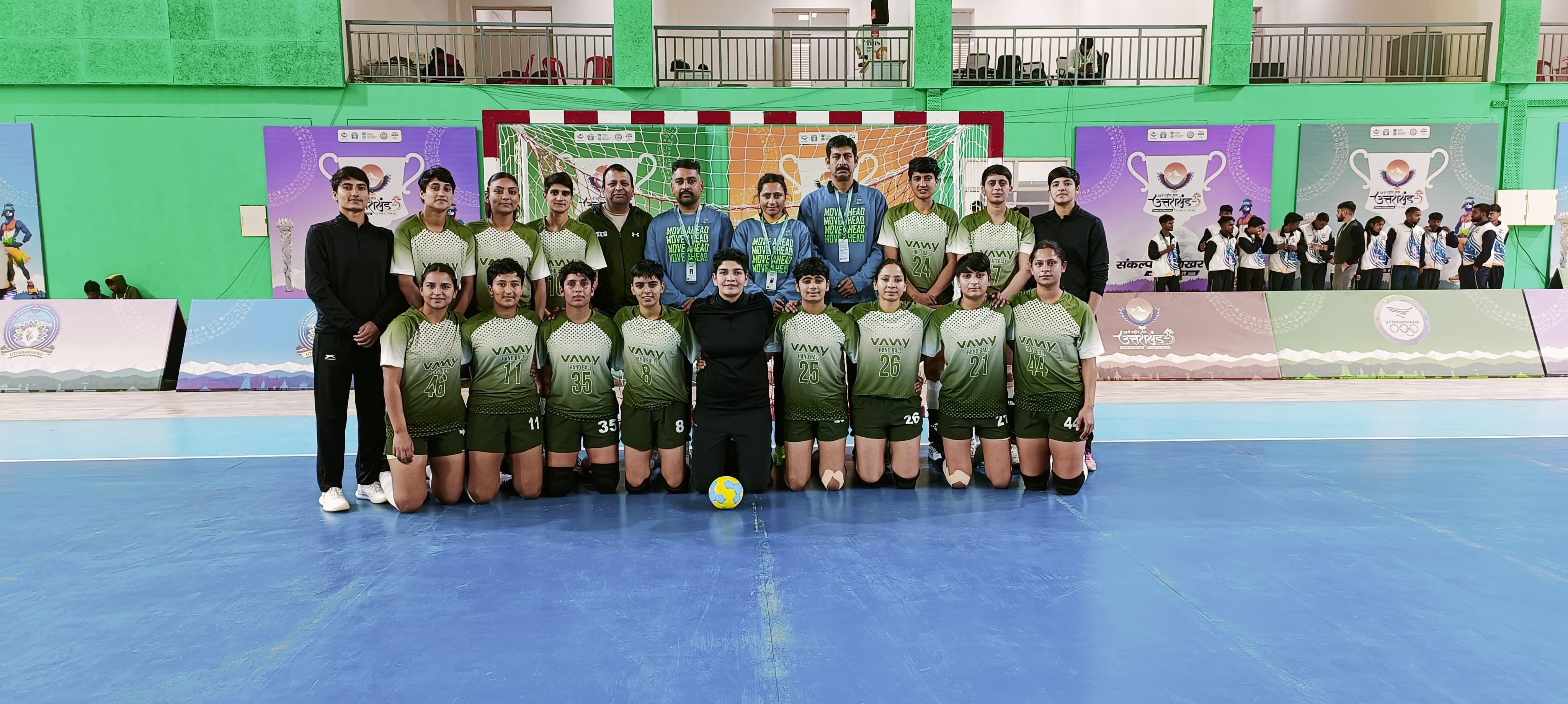 Una's women's handball team won the first match in the National Games